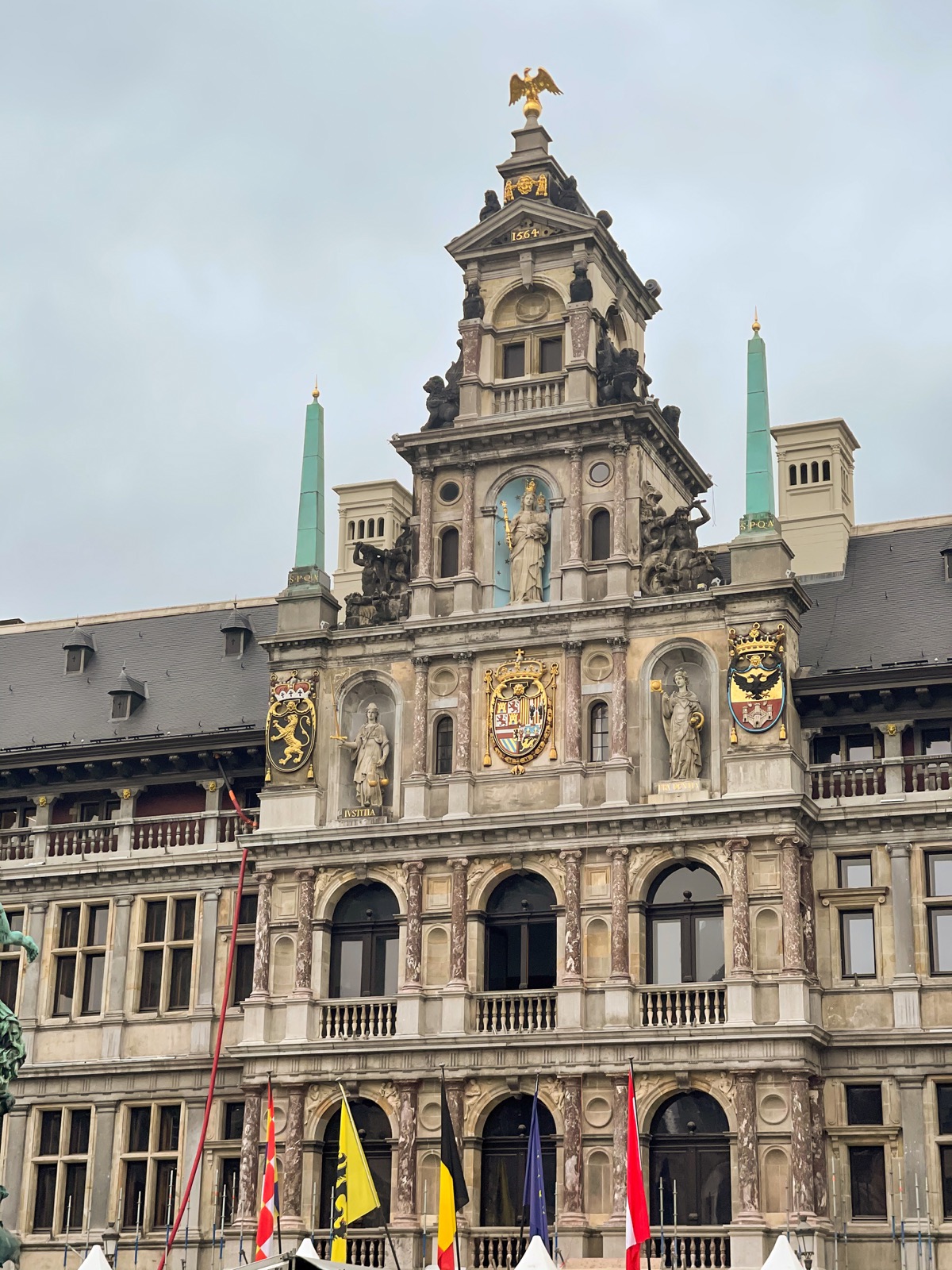 antwerp · looking up