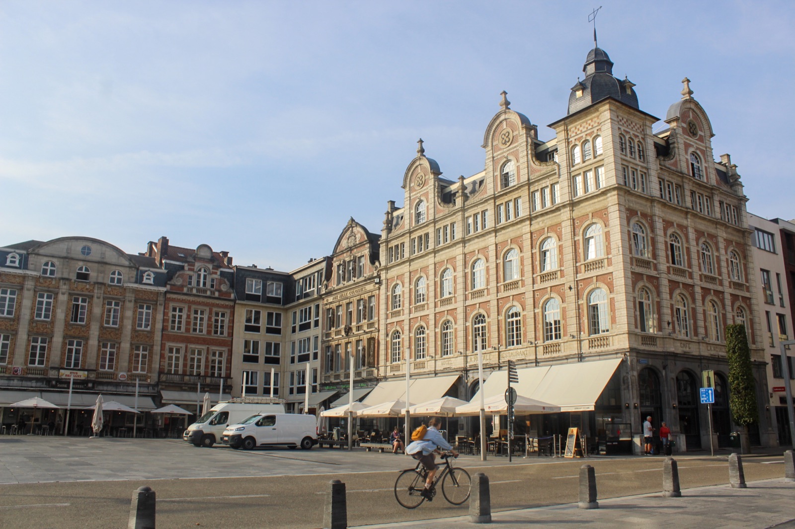 sun on the square